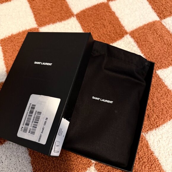 Saint Laurent Cassandre Matelasse Grain De Poudre Wallet - Picture 12 of 12